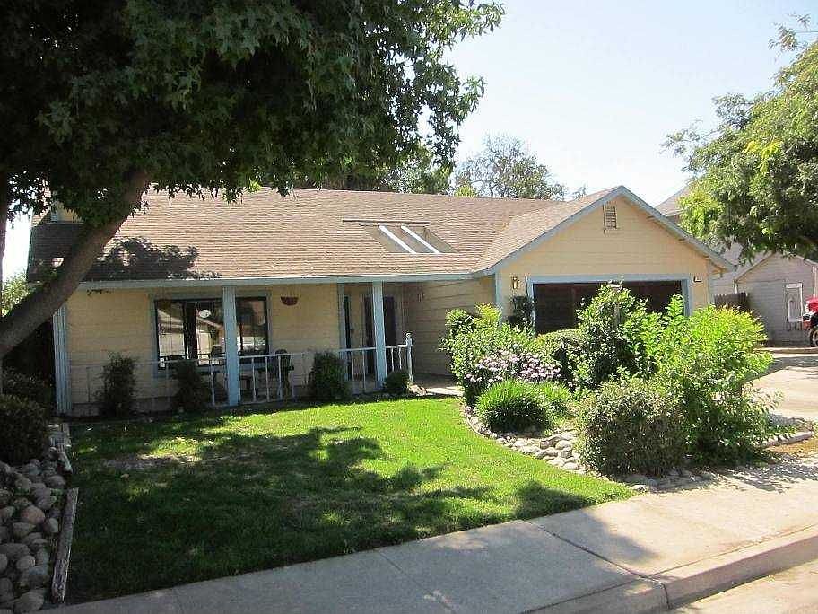 1st image of 811 River Bluff Dr