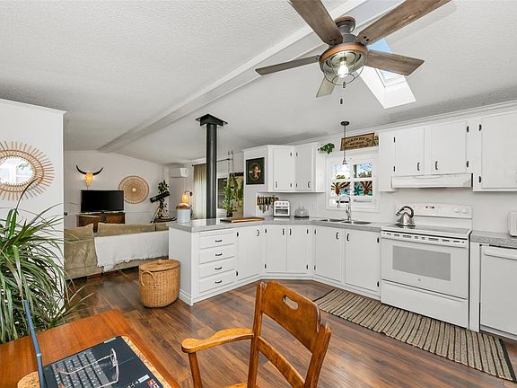 5th image of 2779 Stautw Rd #222