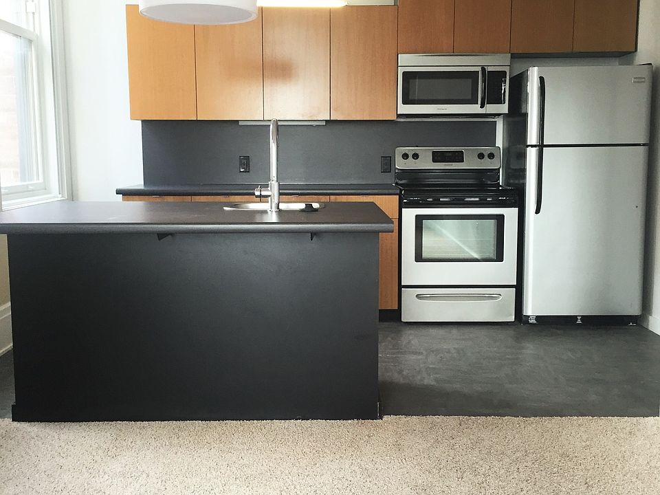 1st image of 218 6th Ave Unit 411