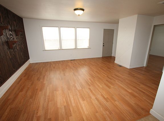5th image of 24406 W Hillside Ave