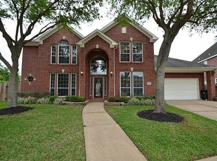 7107 Morrow Ct, Sugar Land, TX 77479