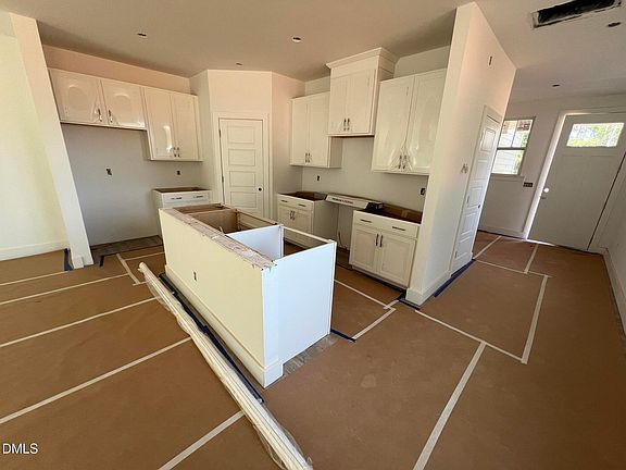 3rd image of 2913 Spring Manor Way
