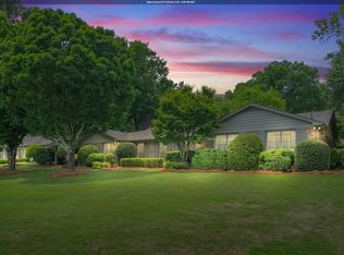 3804 Valley Head Rd, Mountain Brook, AL 35223