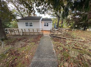 2 Seawanhaka Ave ROOM 1, Nesconset, NY 11767