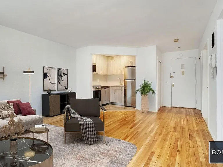 230 E 30th St #4D — Photo 2