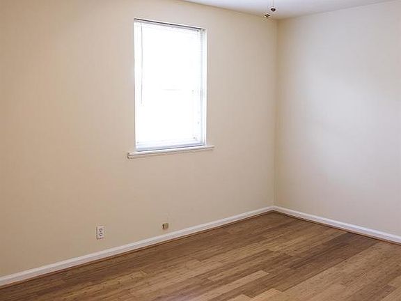 5th image of 1906 Lakeview Ave