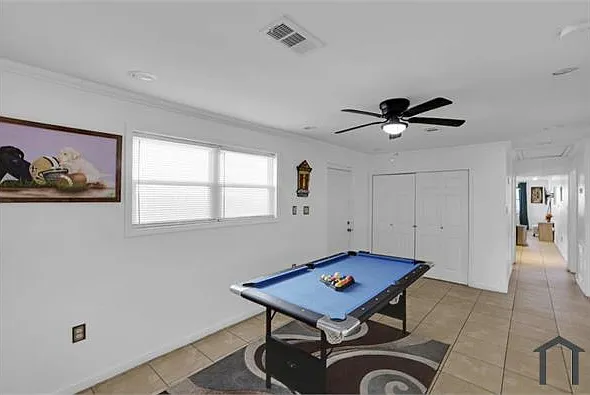 2134 Music St — Photo 11