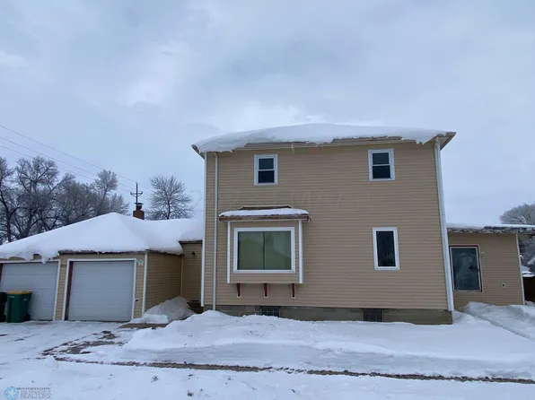 920 4th Ave N, Wahpeton, ND 58075