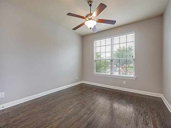 5th image of 1505 5th St