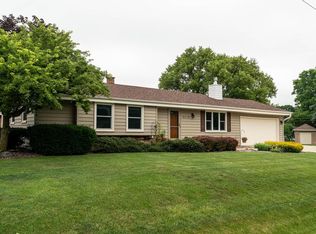 3210 Valley Forge St, Racine, WI 53404
