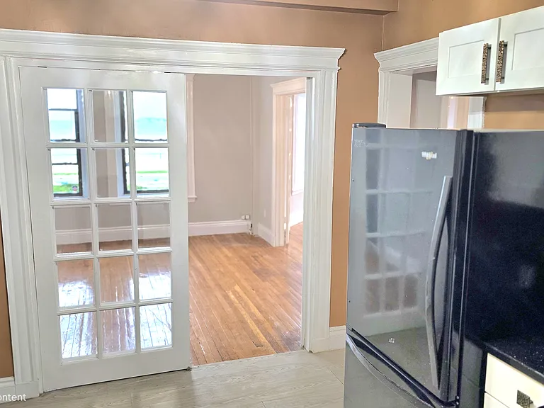 285 Lynn Shore Dr #102 — Photo 11