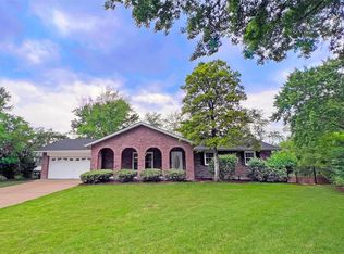 903 Tenlynn Ct, Saint Louis, MO 63124