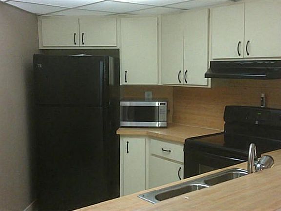 3rd image of 9423 Fontainebleau Blvd APT 203