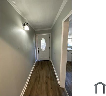 2nd image of 311 W Santa Clair St