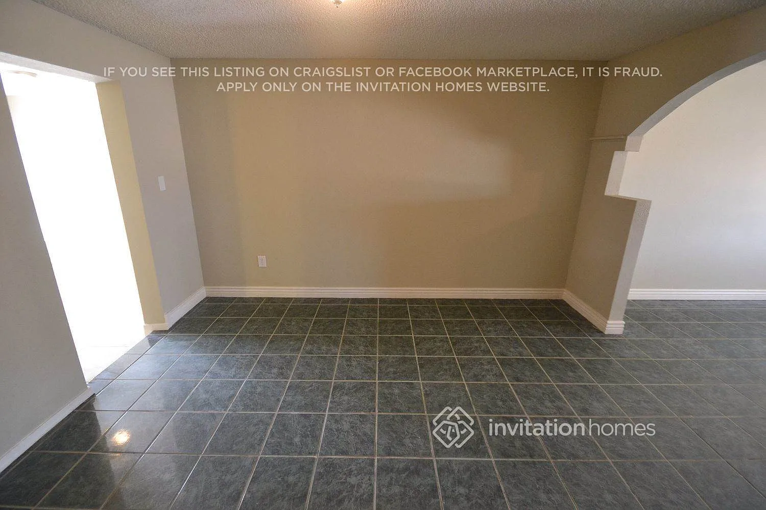 1643 N 56th Ln Phoenix, AZ 85035 — Photo 3