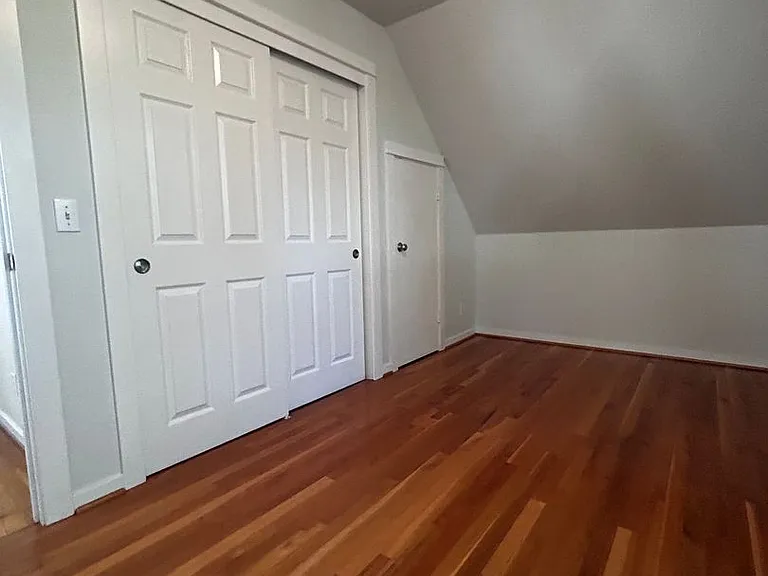 204 Roosevelt Ter — Photo 35