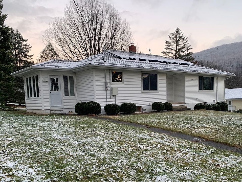 1st image of 11 Meadow Dr