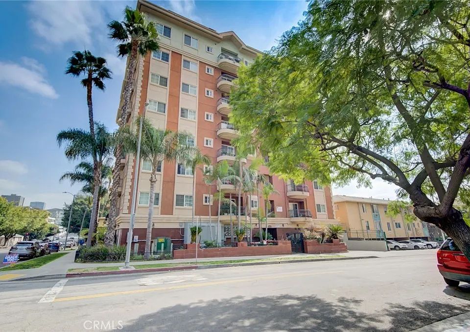 1st image of 700 S Ardmore Ave #200