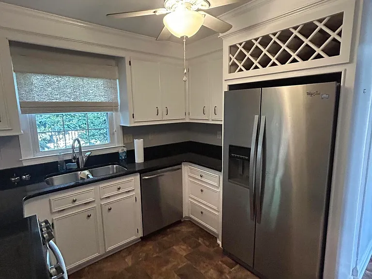 1136 Audubon Pl — Photo 9