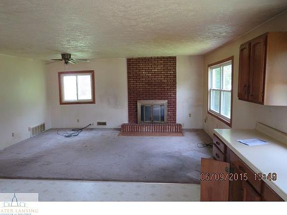 2nd image of 1736 E King St