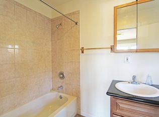1412 E 38th St, Oakland, CA 94602