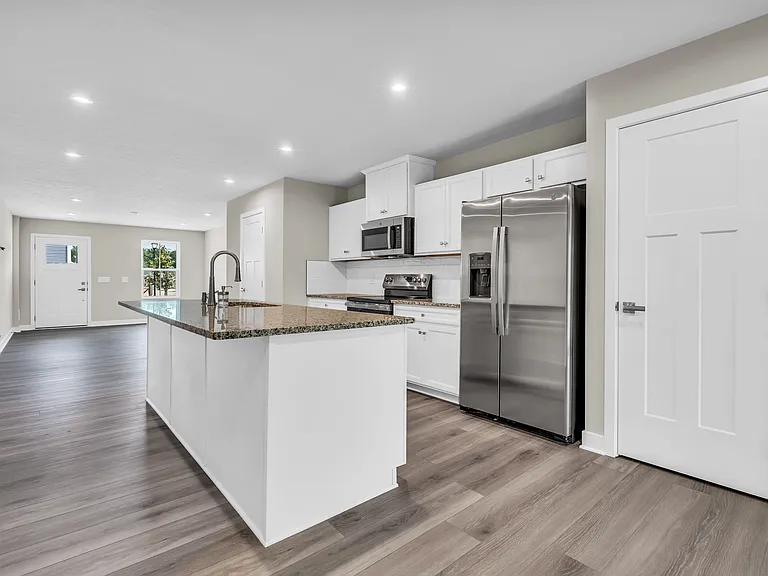 1292 Divot Cir — Photo 5