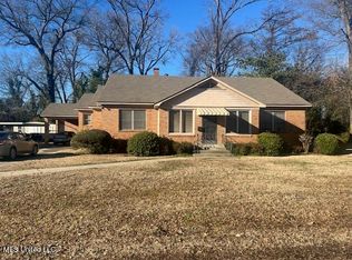 511 E Washington St, Greenwood, MS 38930