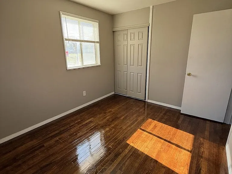 511 Jenson Rd — Photo 16