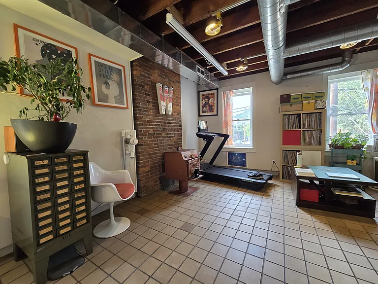 1244 Monterey St #1 — Photo 4