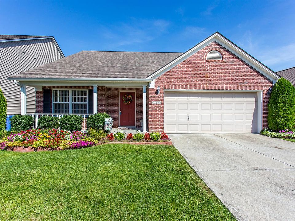 1st image of 169 Acorn Falls Dr