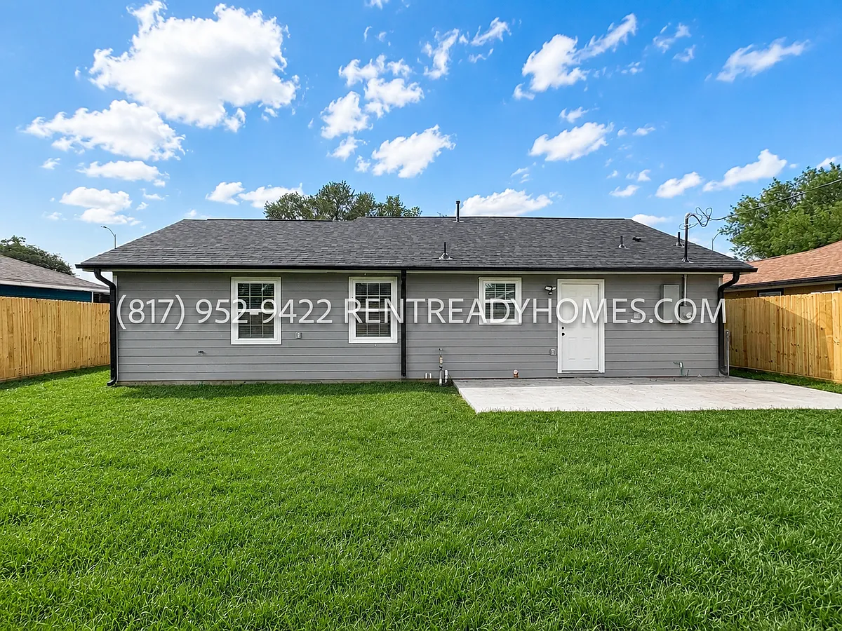 Building Photo - 6334 Feldspar St