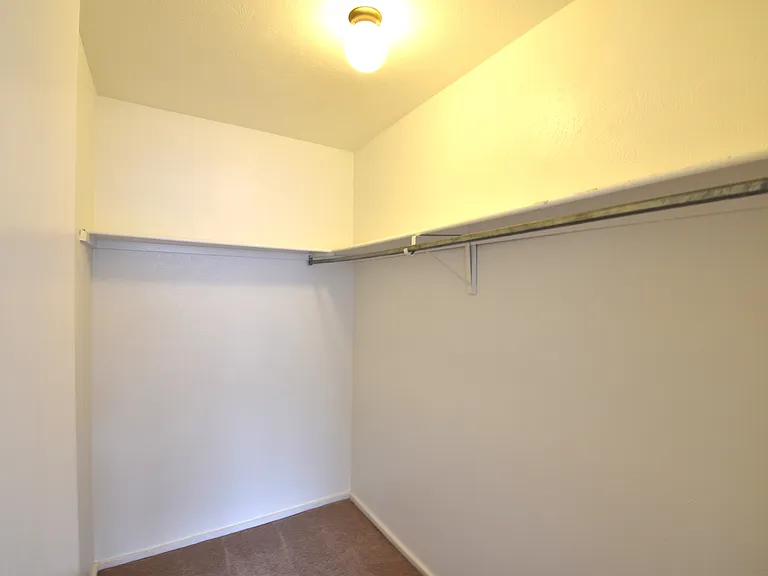 5550 Pennsylvania Ave #2 — Photo 17