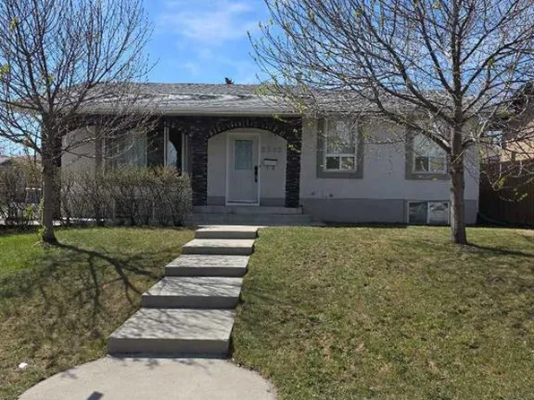 3503 E 48th St NE, Calgary, AB T1Y 1S3