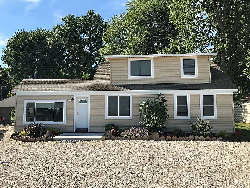 1st image of 50073 Jefferson Ave