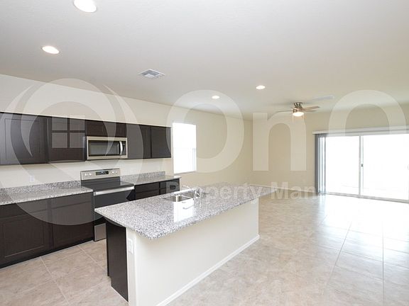 4th image of 1049 W Chimes Tower Dr