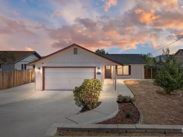 21530 Silver Dr, Tehachapi, CA 93561