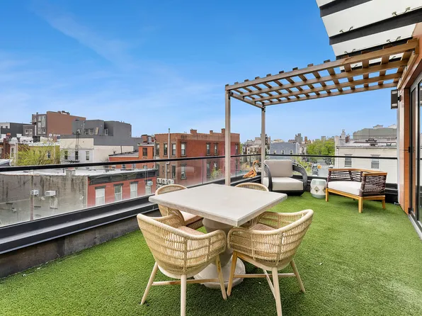 221 Devoe Street image 1 of 8