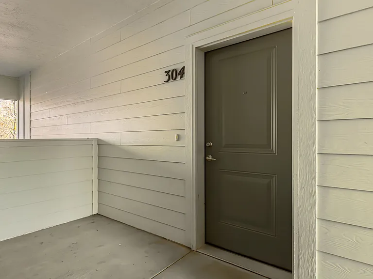Legacy at 50th St Apartments — Photo 33