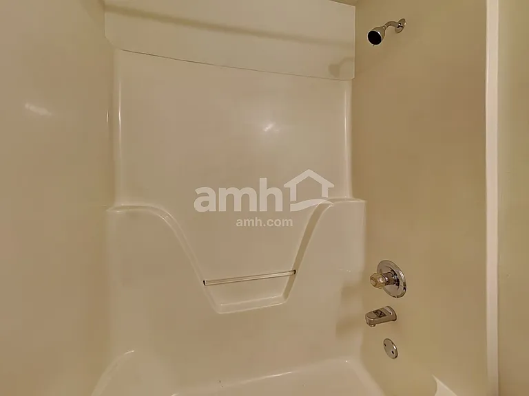 643 Glenties Dr — Photo 17