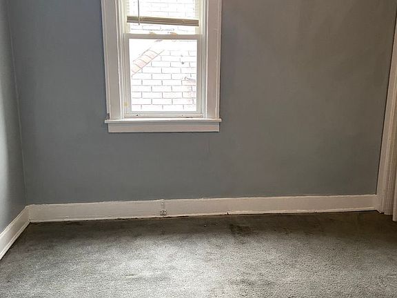 5th image of 13929 Arlington Ave #2