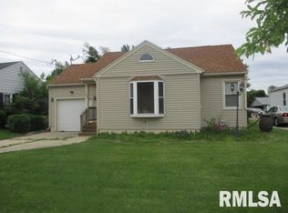 167 Highland Ave, Galesburg, IL 61401