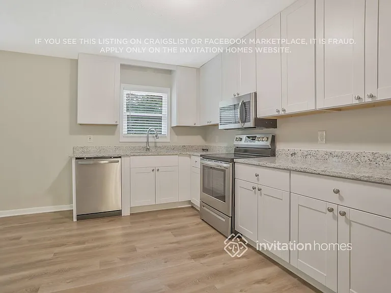4812 Hemlock Dr SE — Photo 10