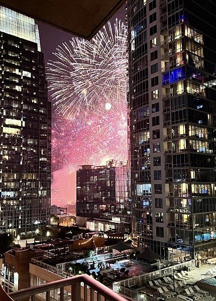 1st image of 301 Demonbreun St Unit 1313
