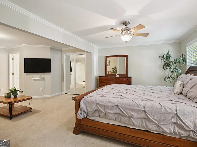 102 Hickory Dr — Photo 15