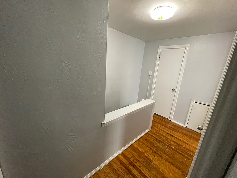 Motion sensor common way lights