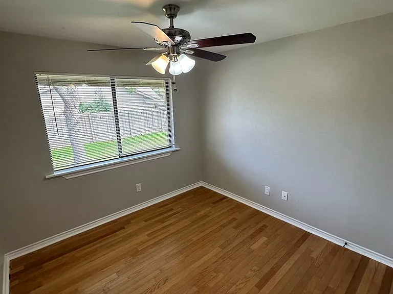 12101 Scissortail Dr — Photo 18