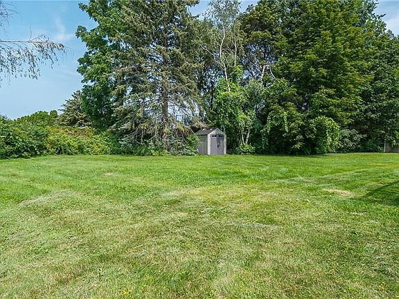 4th image of 107 Skyview Dr