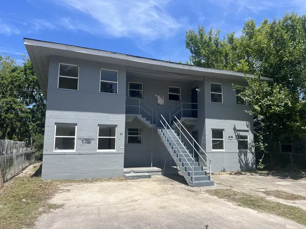 543 Division St APT 4, Daytona Beach, FL 32114
