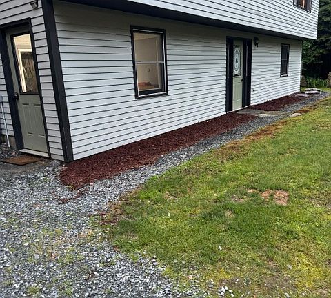 4th image of 610 Country Land Dr