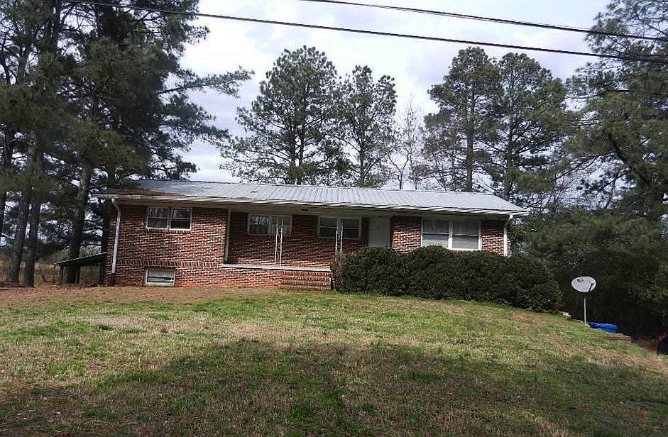 2nd image of 2362 Airport Dr APT D